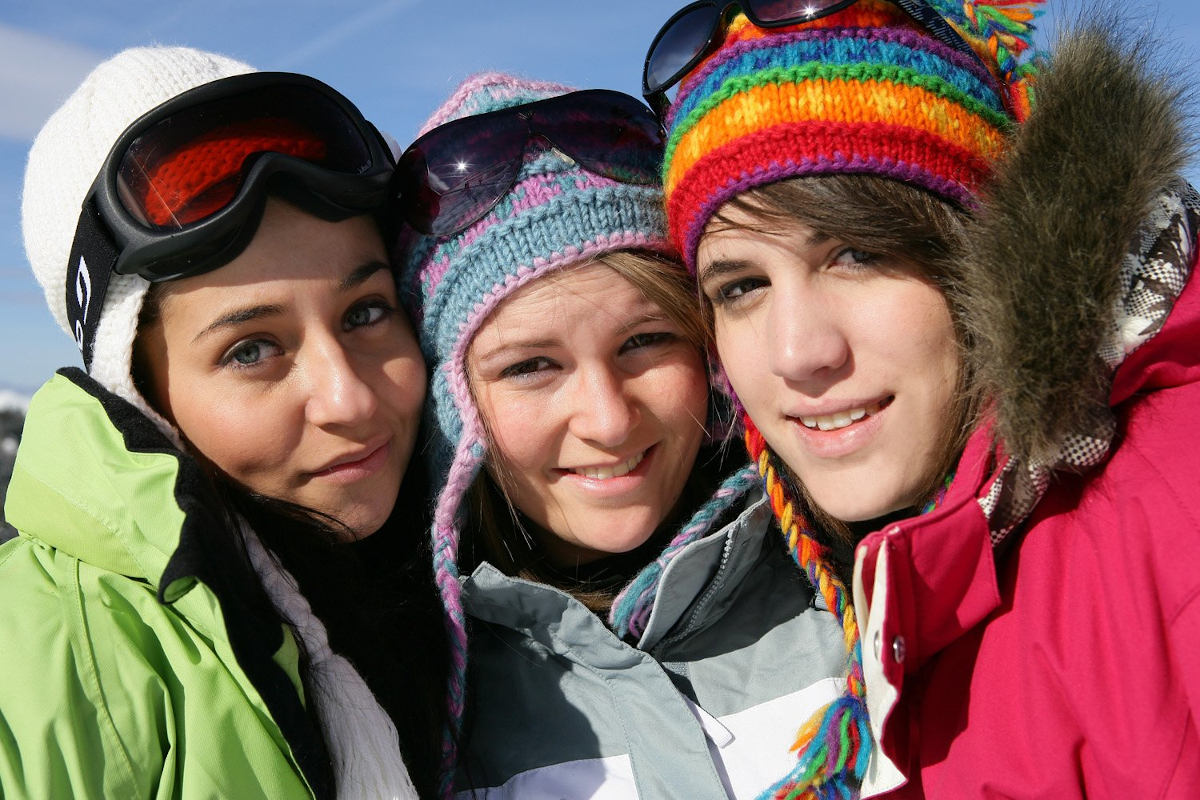 Aventures givrées : les activités incontournables en colonie de vacances hiver