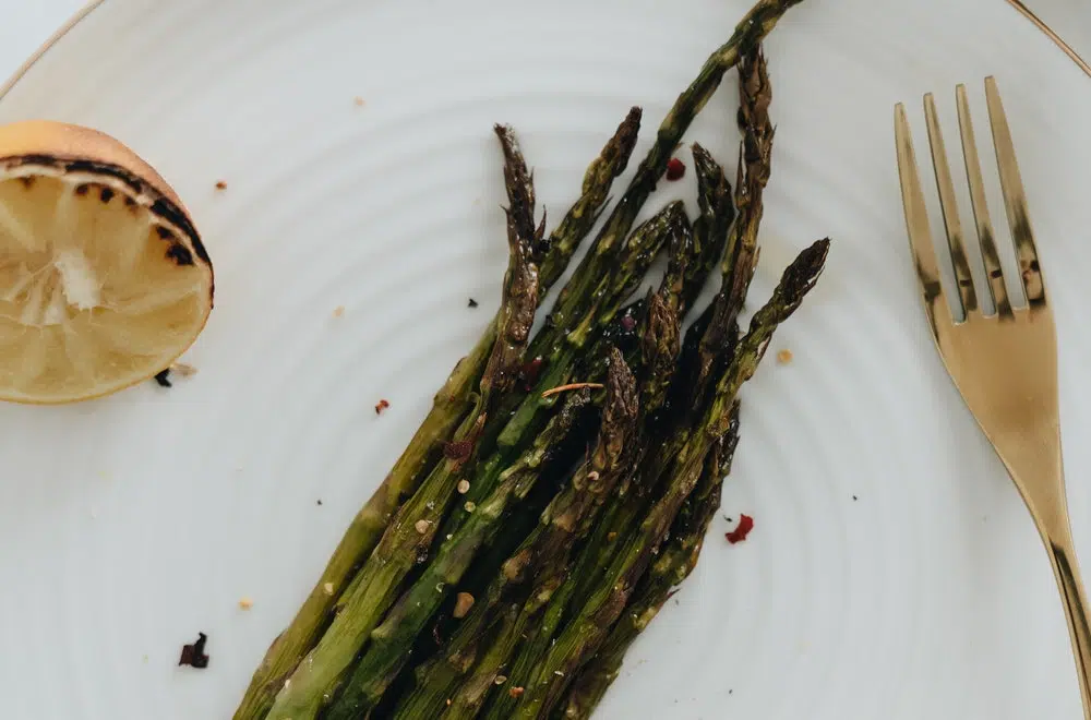 cuire asperge au four