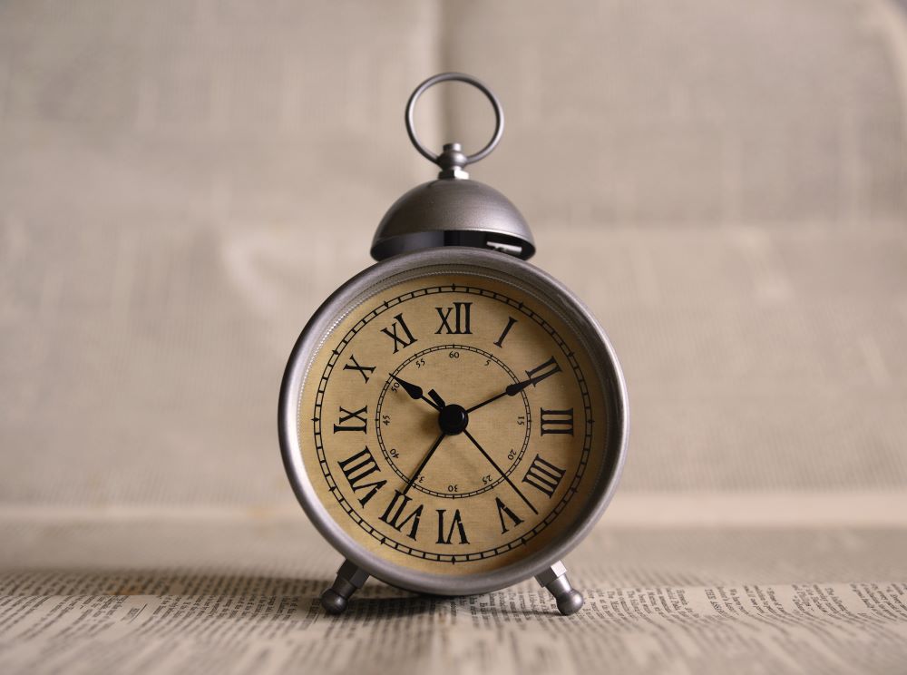 Heure miroir 02h02 : c’est quoi la signification de l’heure double 02:02 ? Heure miroir 02h02 : c’est quoi la signification de l’heure double 02:02 ?
