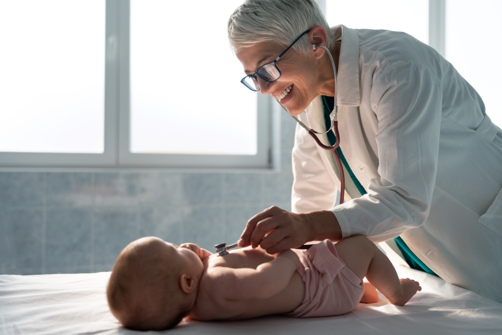 Localiser un médecin garde en urgence pour un bébé