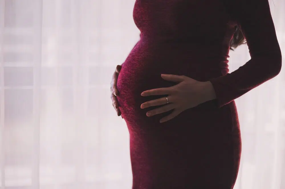 Perte blanche quand on est enceinte d’1 semaine : c’est quoi ? Perte blanche quand on est enceinte d’1 semaine : c’est quoi ?