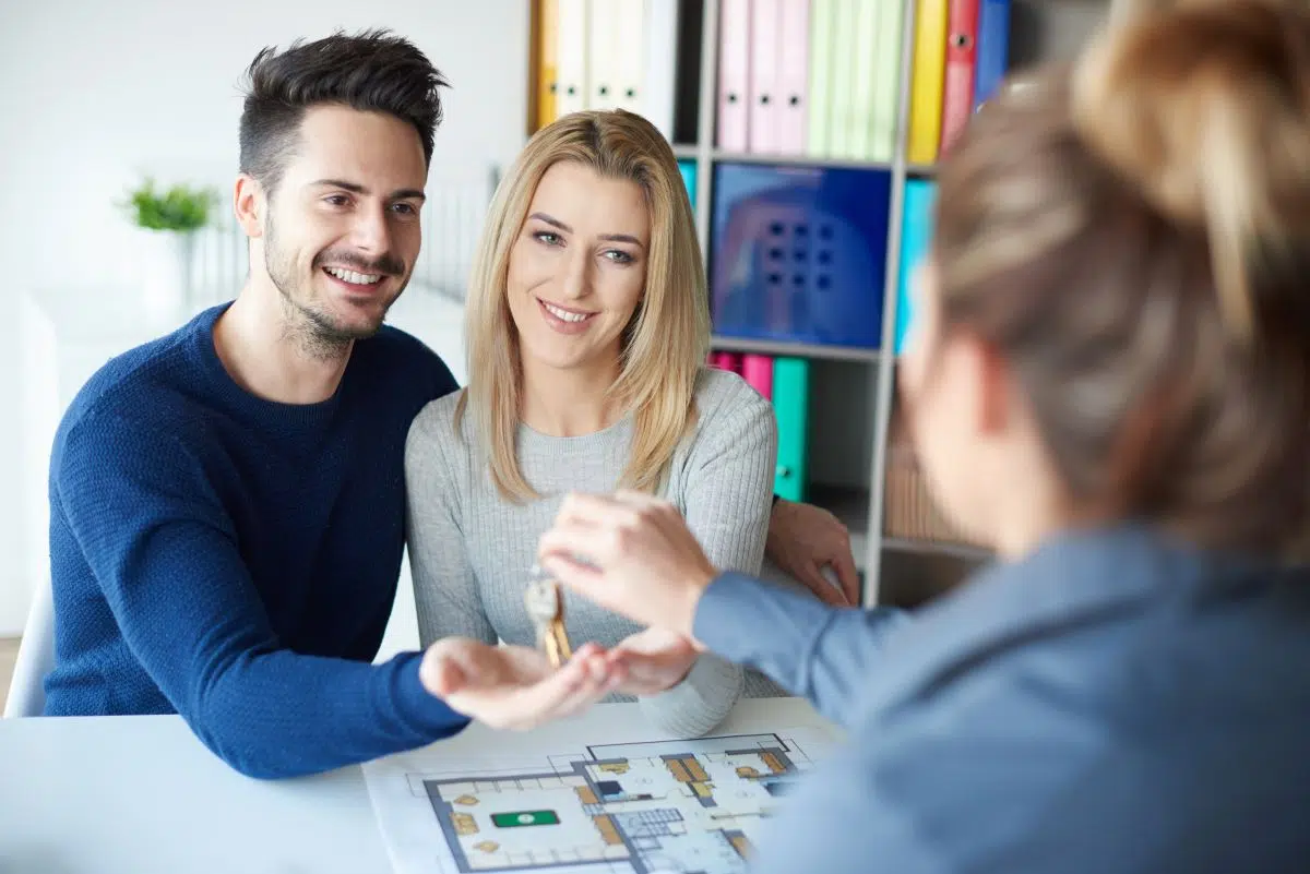 Combien gagner pour un prêt immobilier de 200 000 euros sur 25 ans Combien gagner pour un prêt immobilier de 200 000 euros sur 25 ans
