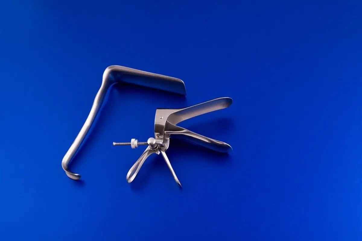 Innovation en gynécologie : l’essor des spéculums réutilisables pour un examen durable
